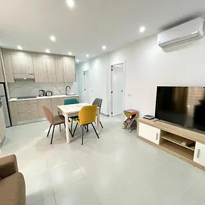 https://amplio-apartamento-de-1-dormitorio-en-mareverde.adeje-hotels.com